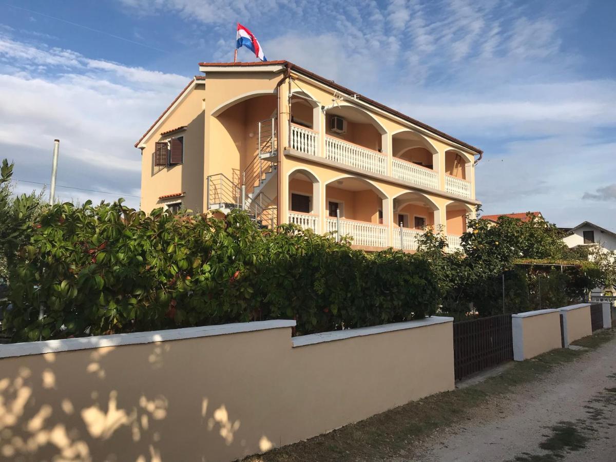 Apartmani Lavanda Vrsi Kültér fotó