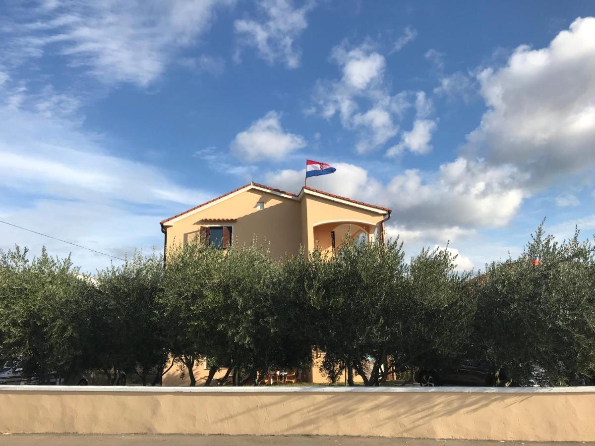 Apartmani Lavanda Vrsi Kültér fotó