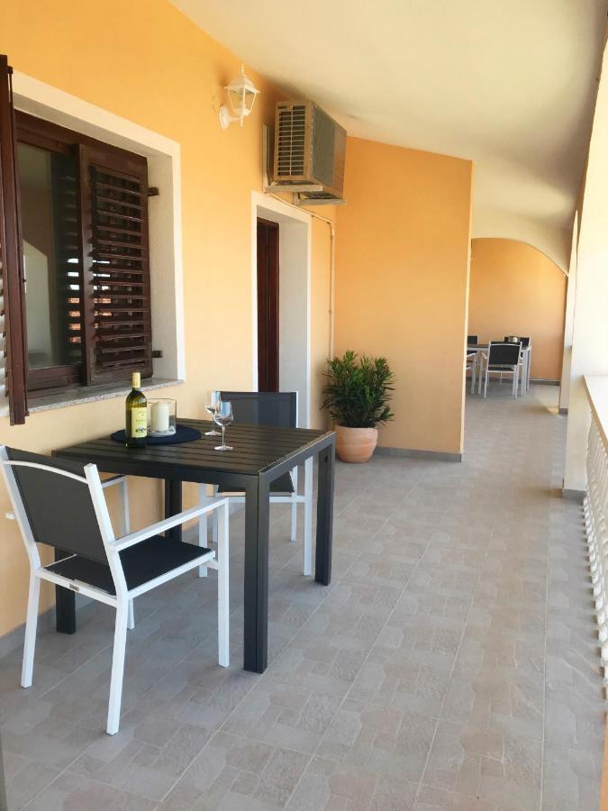Apartmani Lavanda Vrsi Kültér fotó