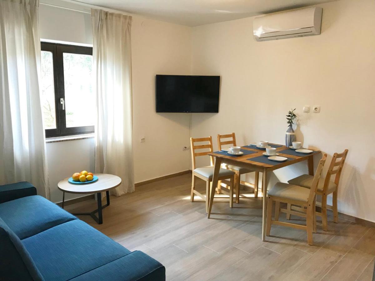 Apartmani Lavanda Vrsi Kültér fotó